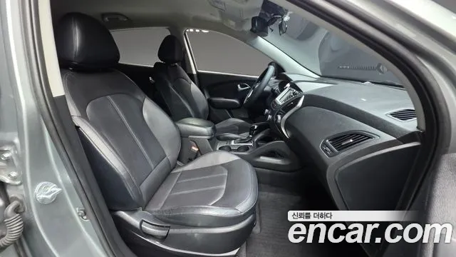Hyundai Tucson 2015 — фото 10