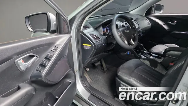 Hyundai Tucson 2015 — фото 11