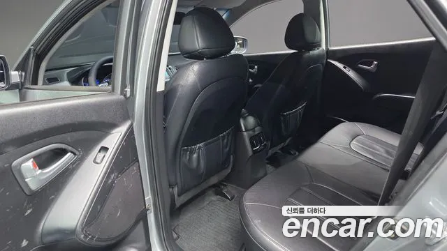 Hyundai Tucson 2015 — фото 18