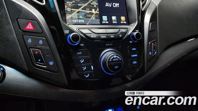 Hyundai i40 2018 — фото 16