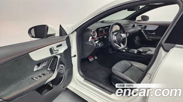 Mercedes-Benz CLA-Class 2023 — фото 10