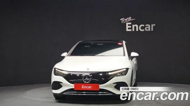 Mercedes-Benz EQE 2023 — фото 3