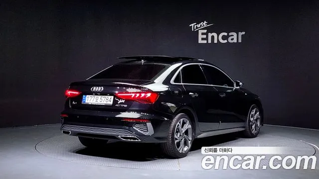 Audi A3 2023 — фото 2