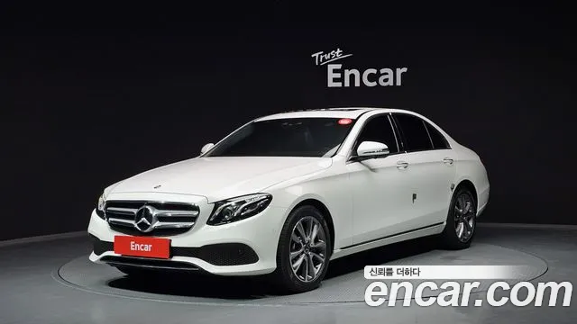 Mercedes-Benz E-Class 2019 — фото 1