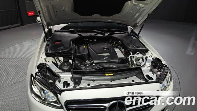 Mercedes-Benz E-Class 2019 — фото 6