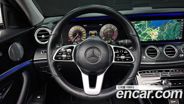 Mercedes-Benz E-Class 2019 — фото 13