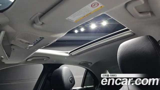 Mercedes-Benz E-Class 2019 — фото 18