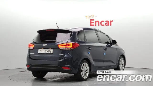 Kia Carens 2015 — фото 2