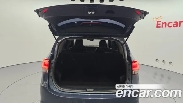 Kia Carens 2015 — фото 20