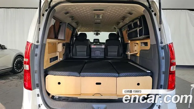 Hyundai Starex 2011 — фото 20