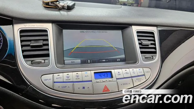 Hyundai Genesis 2013 — фото 17
