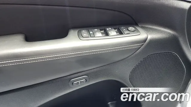 Jeep Cherokee 2014 — фото 19