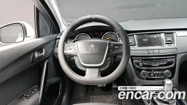 Peugeot 508 2015 — фото 13