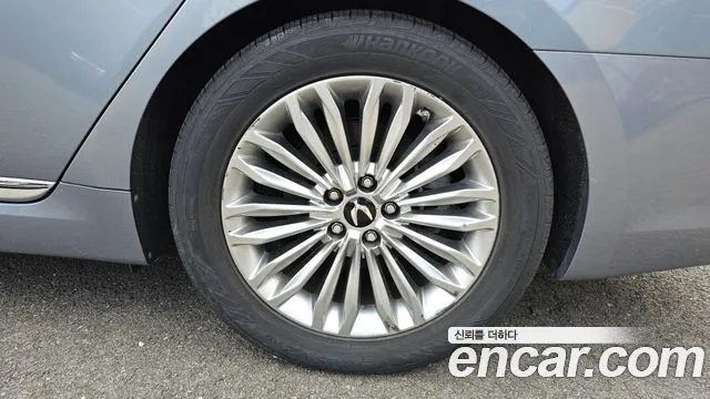 Hyundai Equus 2015 — фото 5