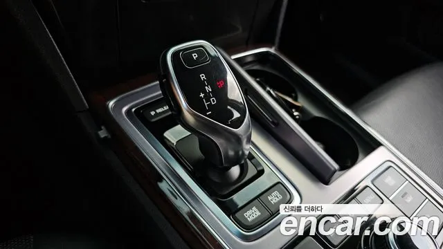 Hyundai Equus 2015 — фото 9