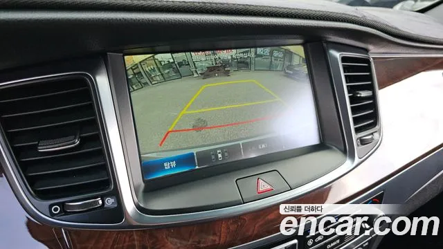 Hyundai Equus 2015 — фото 15