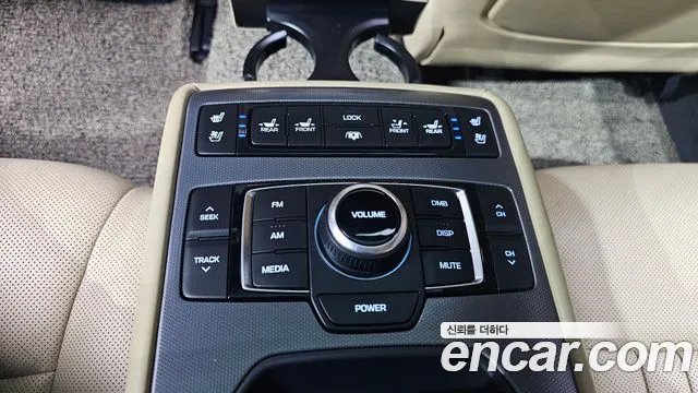 Hyundai Genesis 2015 — фото 17