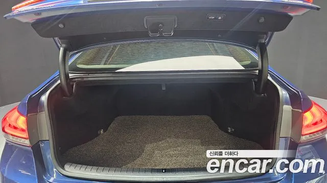 Hyundai Genesis 2015 — фото 20