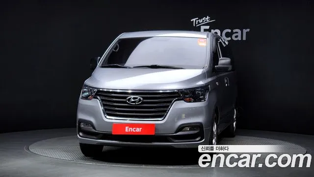 Hyundai Starex 2018 — фото 3
