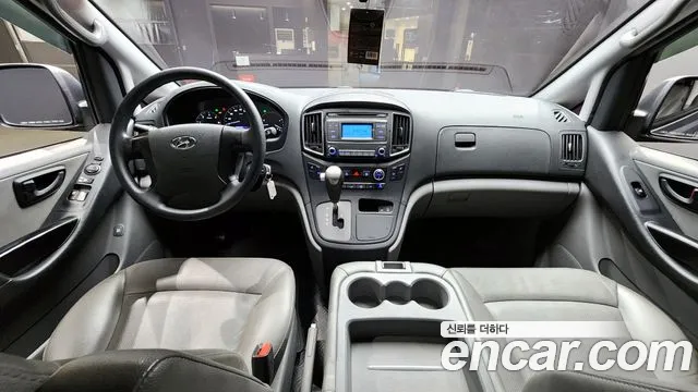 Hyundai Starex 2018 — фото 7
