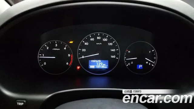 Hyundai Starex 2018 — фото 8