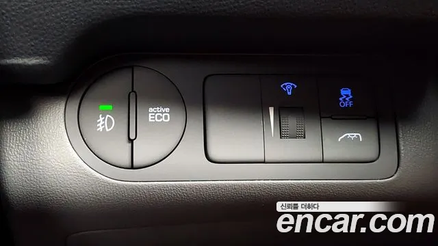 Hyundai Starex 2018 — фото 13