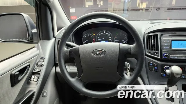 Hyundai Starex 2018 — фото 14