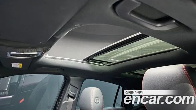 Mercedes-Benz GLA-Class 2023 — фото 19