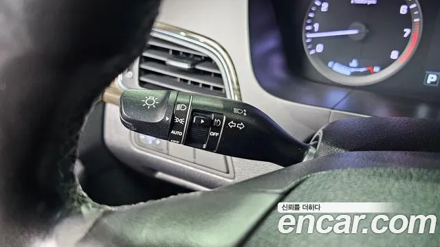 Hyundai Sonata 2015 — фото 12