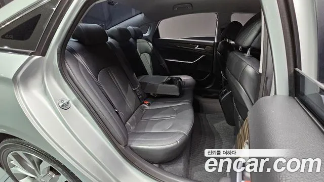 Hyundai Sonata 2015 — фото 19