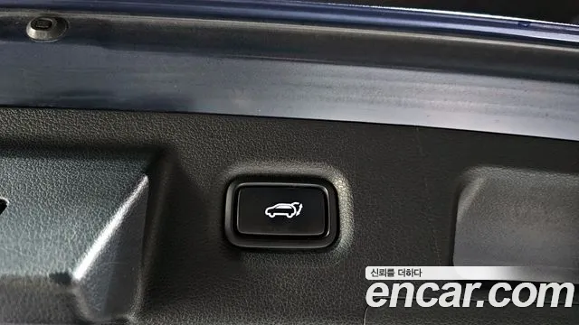 Hyundai Santafe 2019 — фото 17