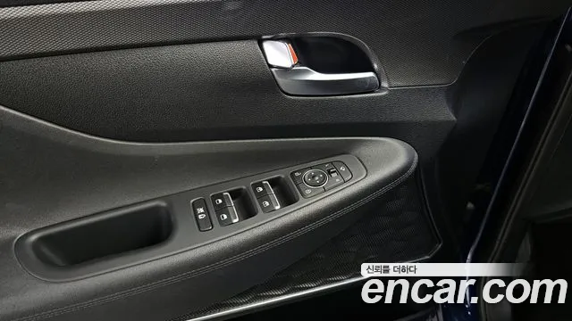 Hyundai Santafe 2019 — фото 19