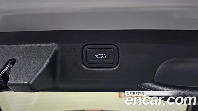 Hyundai Kona 2023 — фото 20