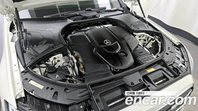 Mercedes-Benz S-Class 2023 — фото 6