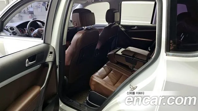 Volkswagen Tiguan 2016 — фото 11