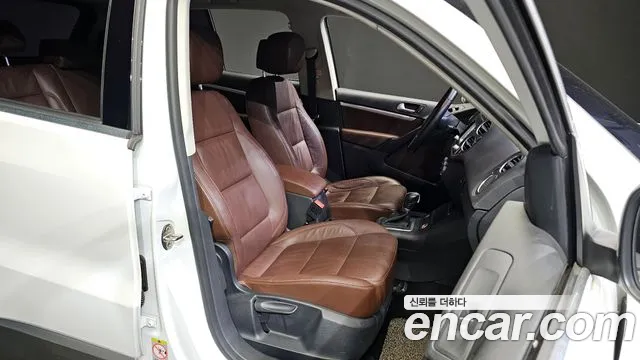 Volkswagen Tiguan 2016 — фото 12