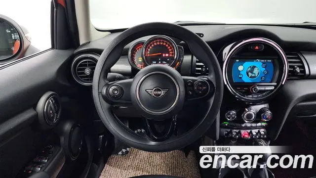 Mini Cooper 2019 — фото 13
