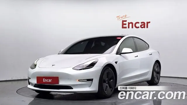 Tesla Model 3 2022 — фото 1