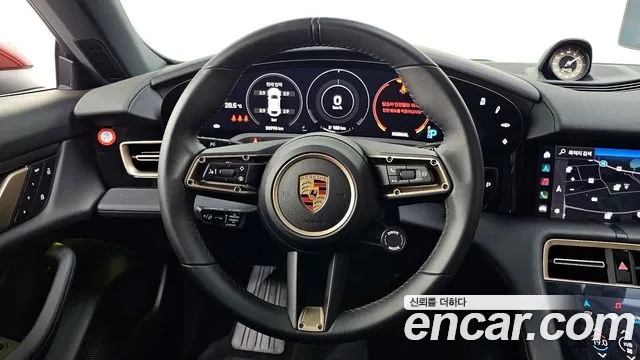 Porsche Taycan 2022 — фото 13