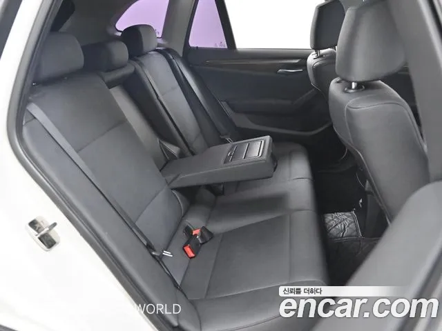 BMW X1 2015 — фото 12