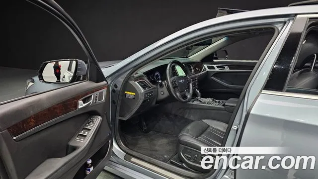 Hyundai Genesis 2016 — фото 11