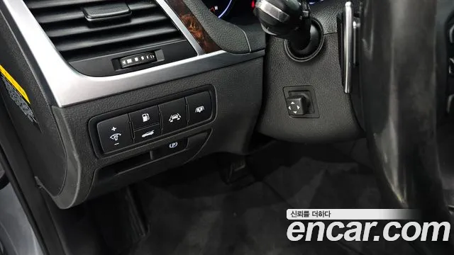 Hyundai Genesis 2016 — фото 14