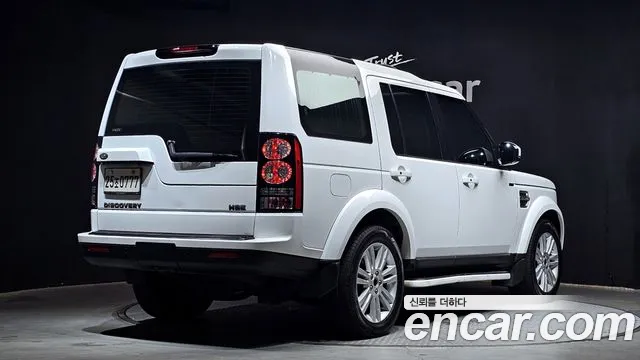 Land Rover Discovery 2014 — фото 2