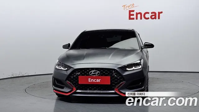 Hyundai Veloster 2022 — фото 3