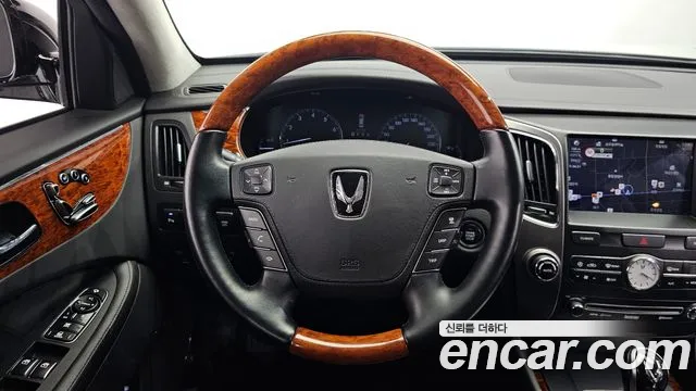 Hyundai Equus 2010 — фото 13