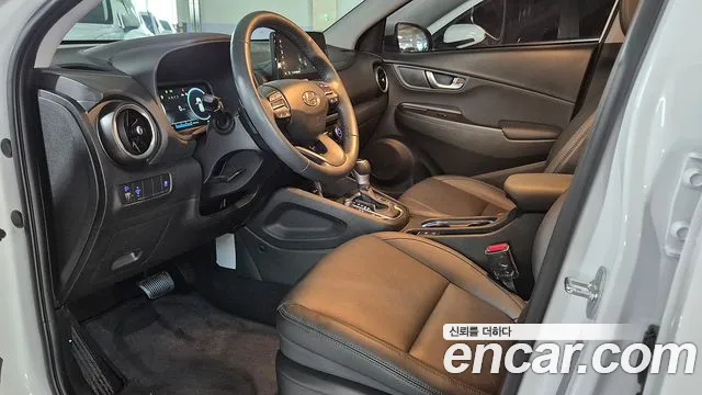 Hyundai Kona 2023 — фото 10