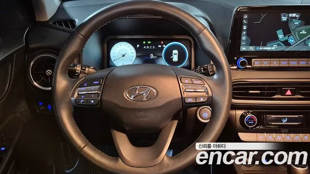 Hyundai Kona 2023 — фото 13