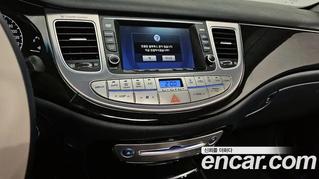 Hyundai Genesis 2012 — фото 14