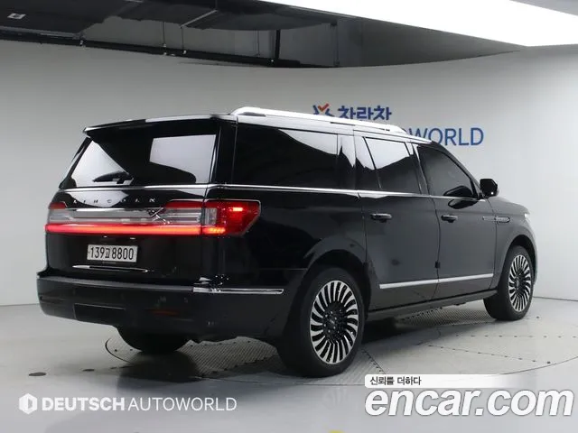 Lincoln Navigator 2020 — фото 2