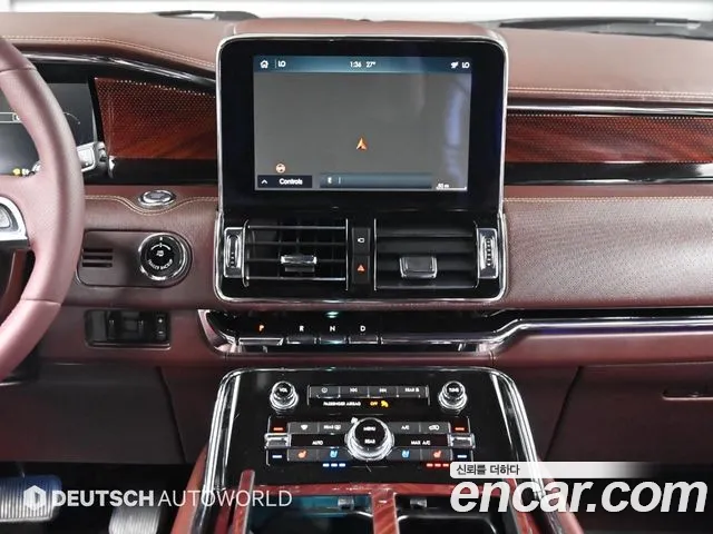 Lincoln Navigator 2020 — фото 14